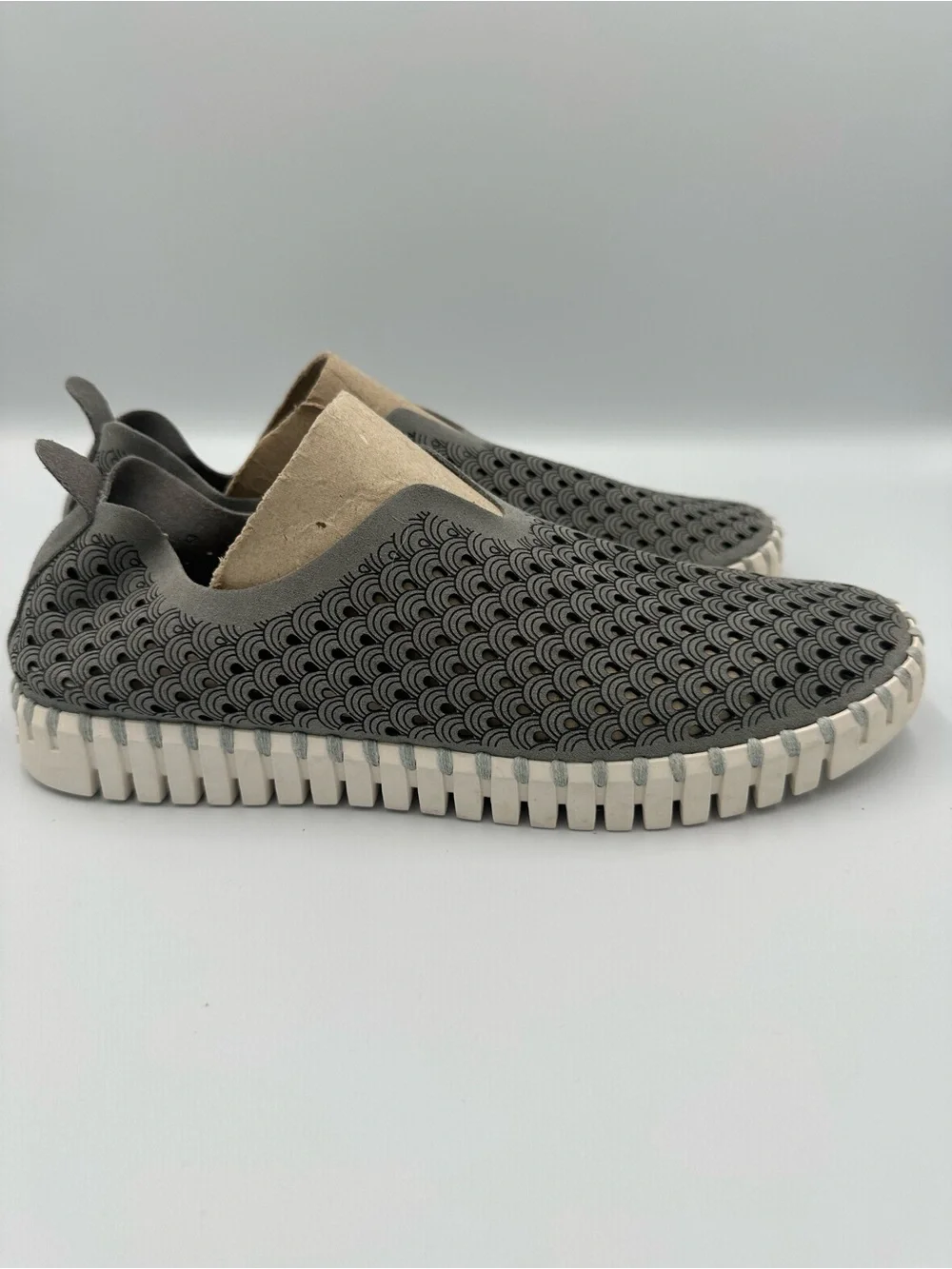 Ilse Jacobsen Slip on Size 41 Tulip Gray Nubuck Suede Shoes Perforated Comfort